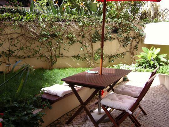 Chiado Terrace Apartment ลิสบอน ภายนอก รูปภาพ