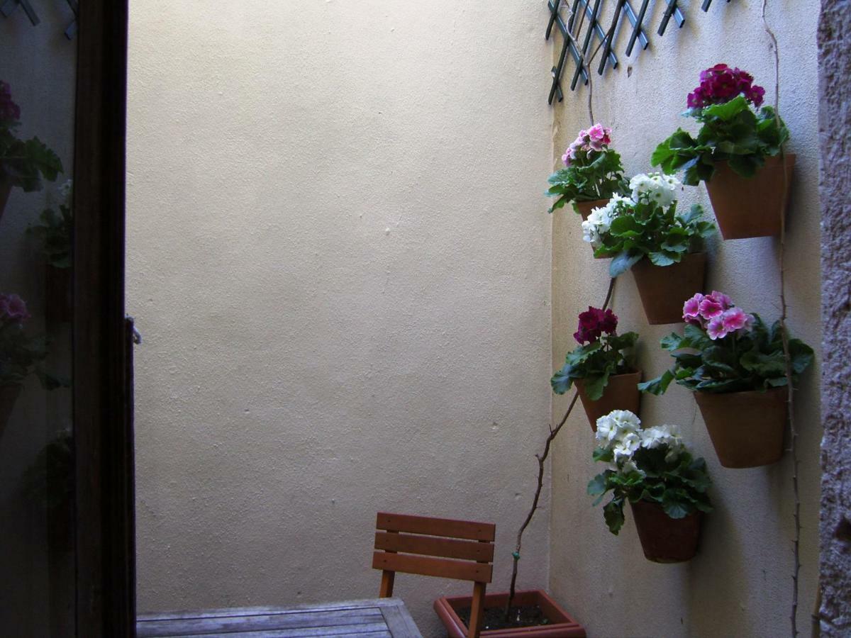 Chiado Terrace Apartment ลิสบอน ภายนอก รูปภาพ